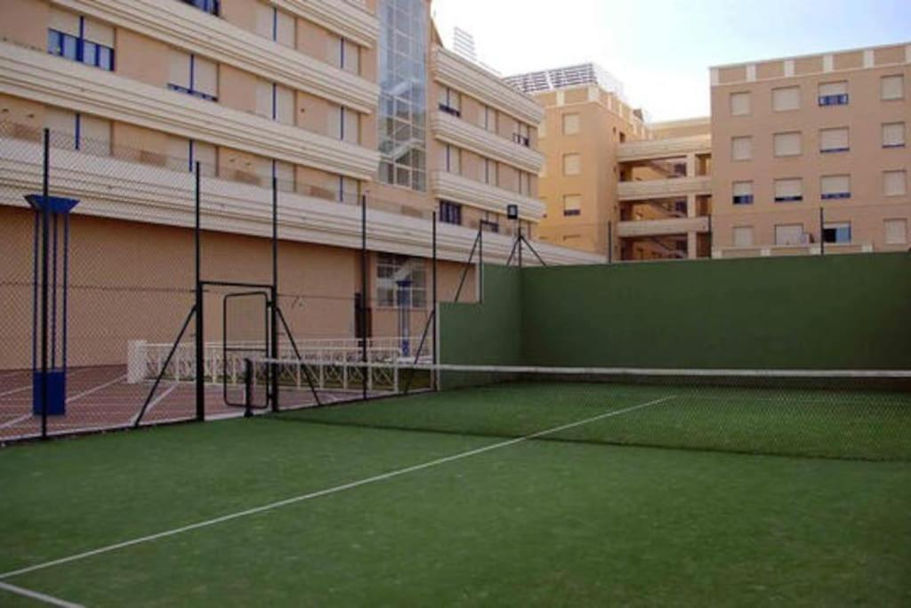 Fibes Con Piscina Y Parking Gratis Apartamento Sevilla Este Zewnętrze zdjęcie