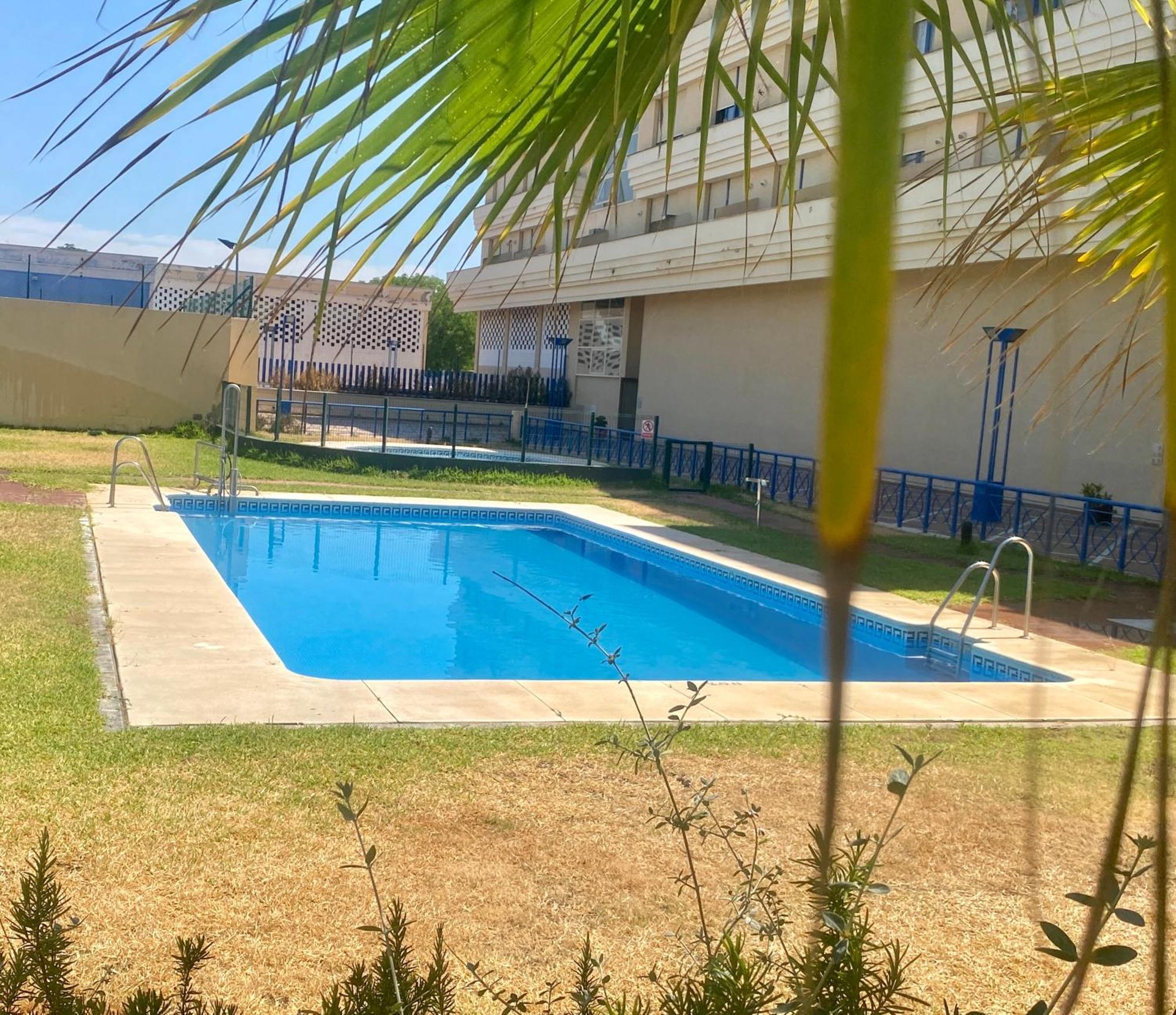 Fibes Con Piscina Y Parking Gratis Apartamento Sevilla Este Zewnętrze zdjęcie